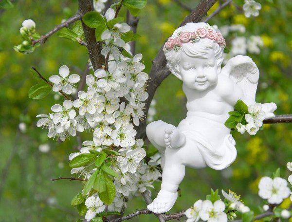 ангелочек скульптура