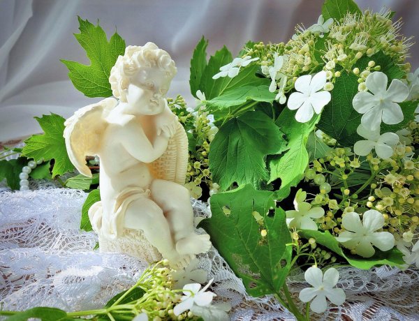 фигурка ангелочек