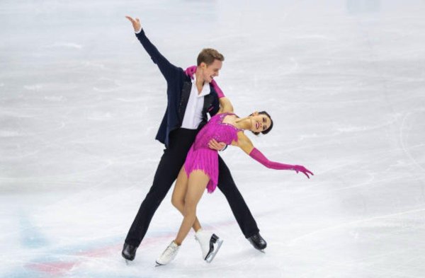 эван бейтс фигурист