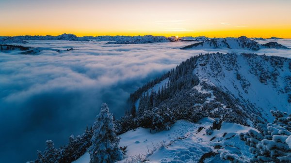 гольцы горные вершины