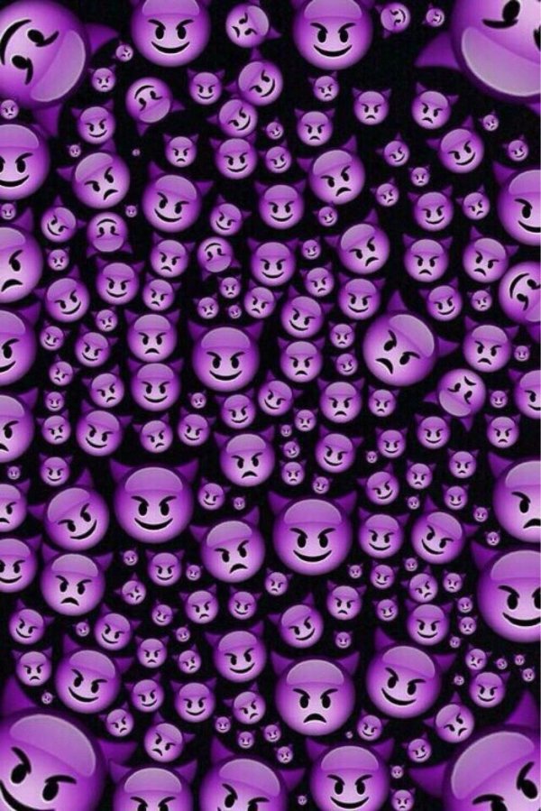 смайлик на фиолетовом фоне