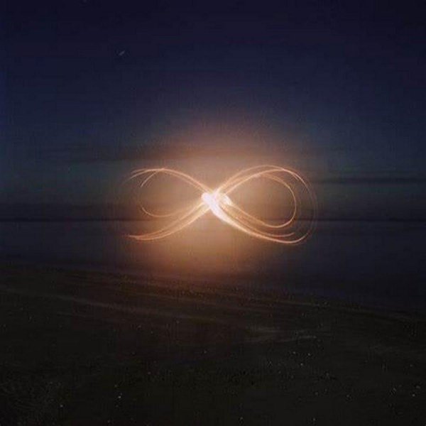 в бесконечности