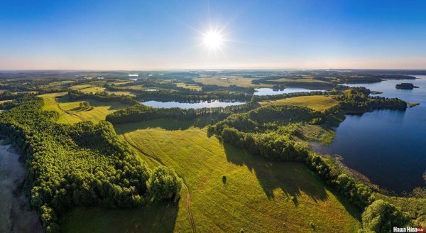 озеро нарочь с высоты птичьего полета