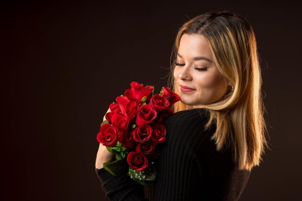 роза на лице