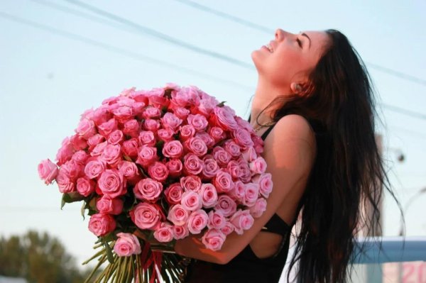 большой букет роз