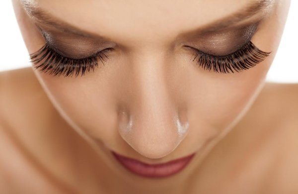eyelash extension