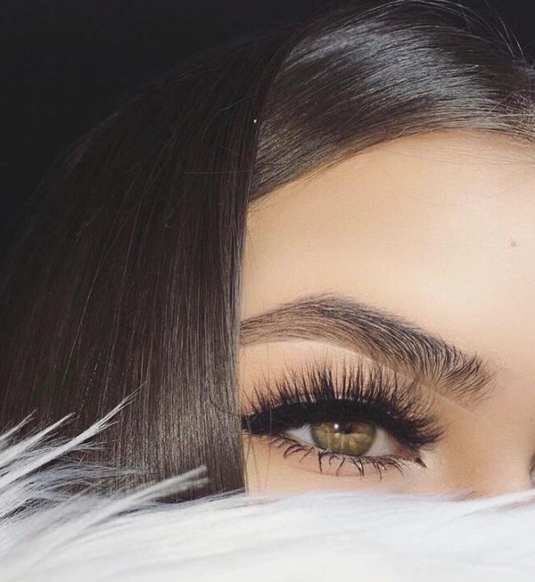 лисий взгляд кайли дженнер