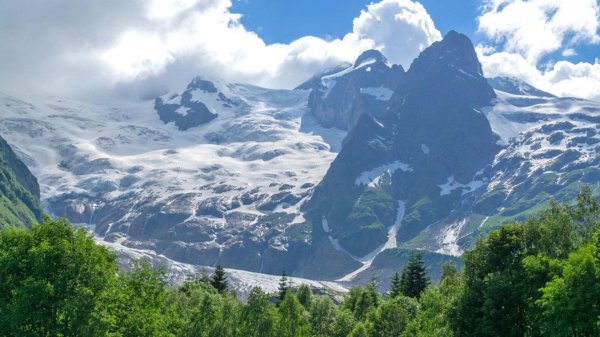 карачаевочеркесия тебердинский заповедник