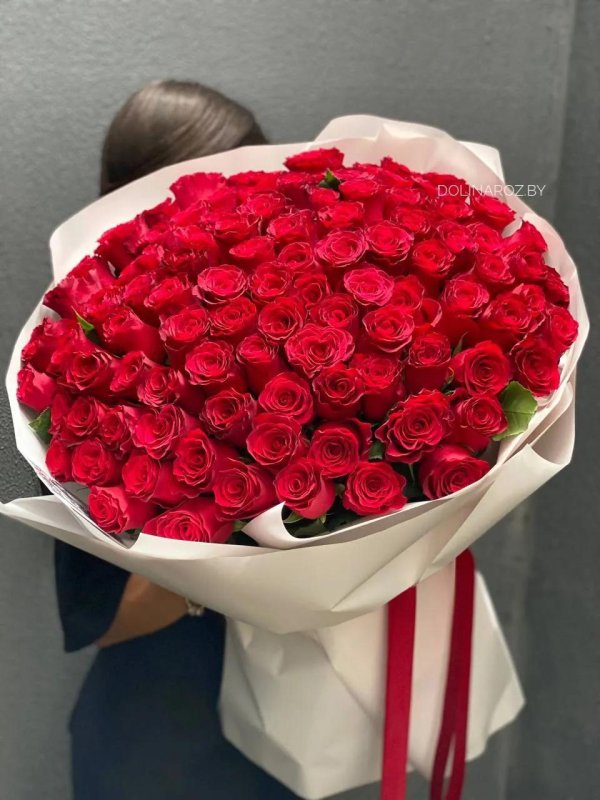 101 красная кенийская роза