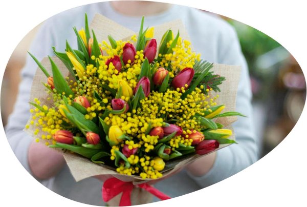 тюльпан с мимозой