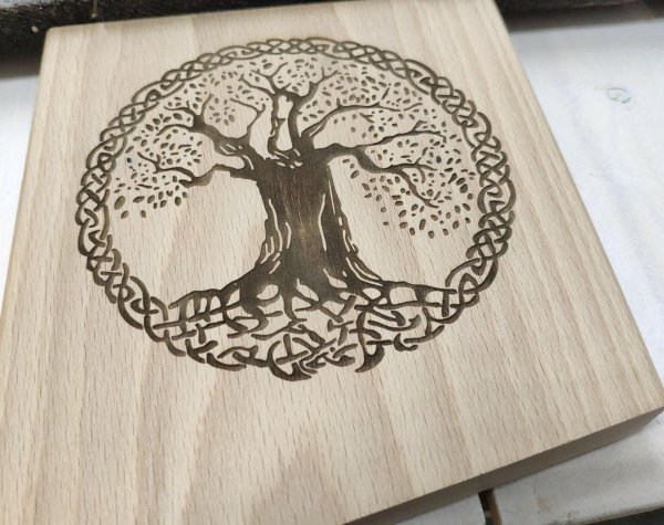 гравировка на дереве