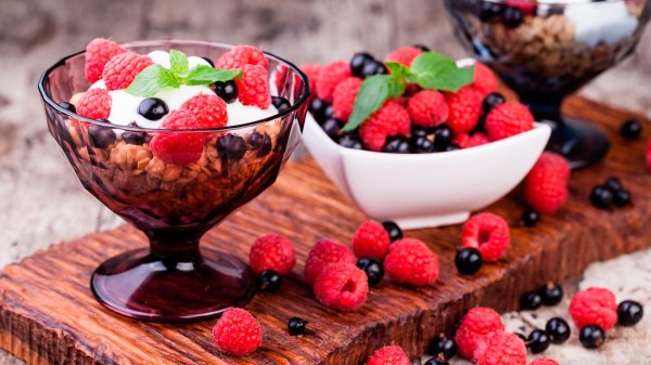 летние ягоды