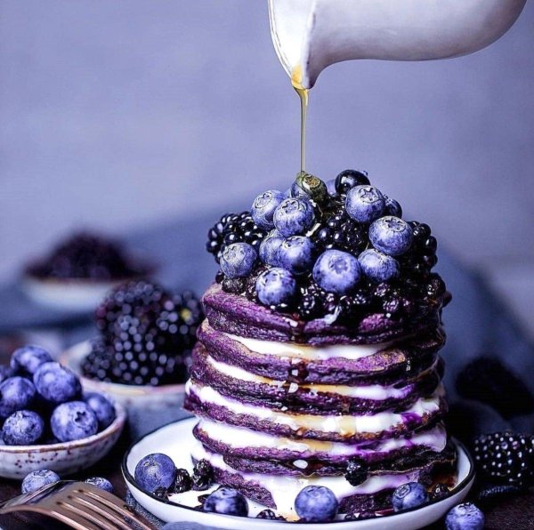 черничный панкейк