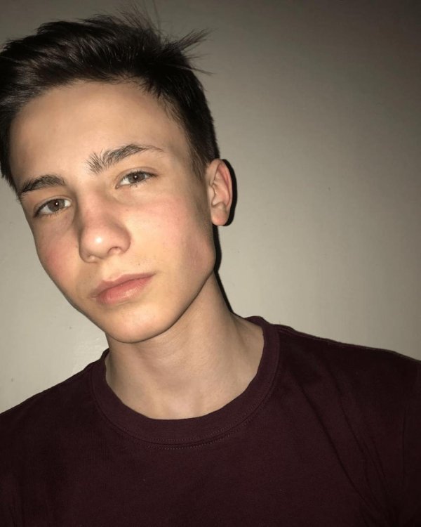 данил плотников