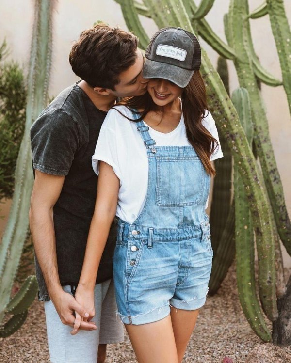 джинсовые комбинезоны