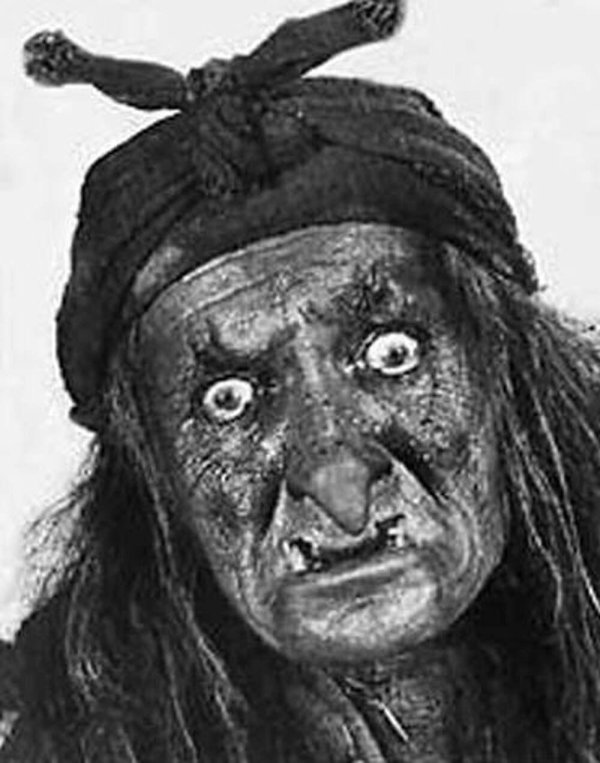 баба яга страшная