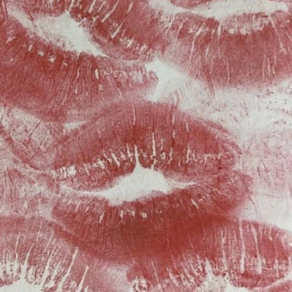 отпечатки губ