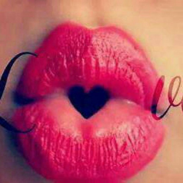 губки поцелуй