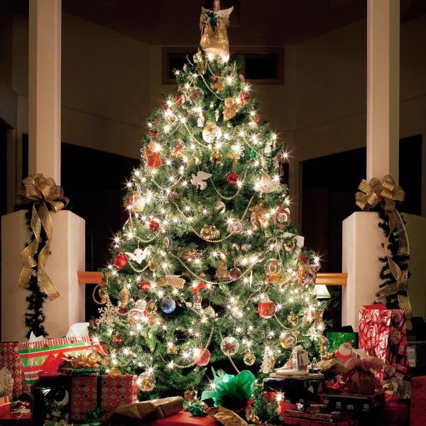 украсить елку