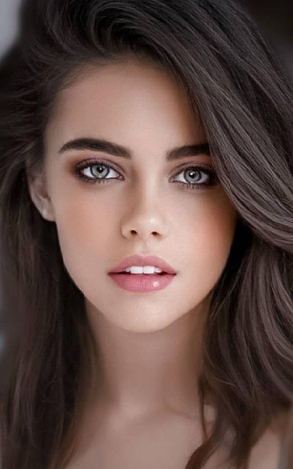 maja strojek модель