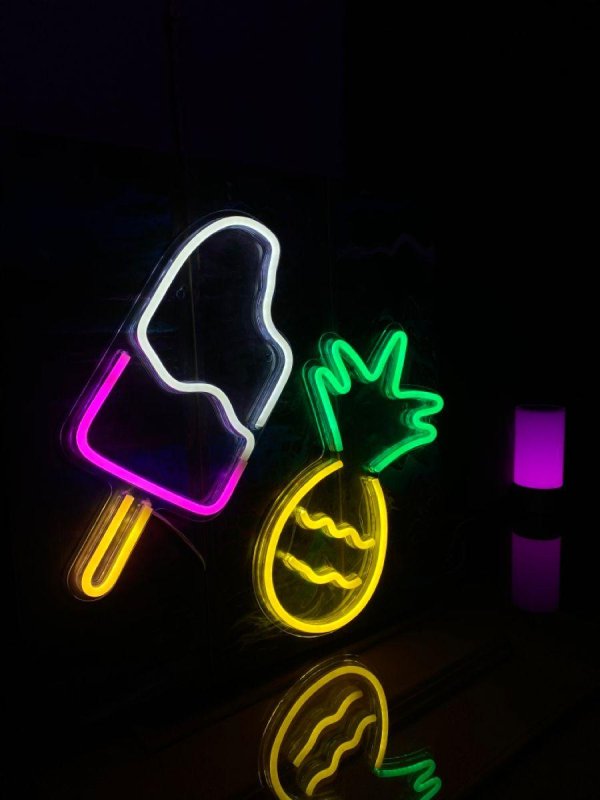 вывеска неоновая