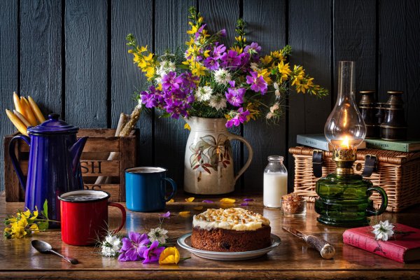 натюрморт на столе