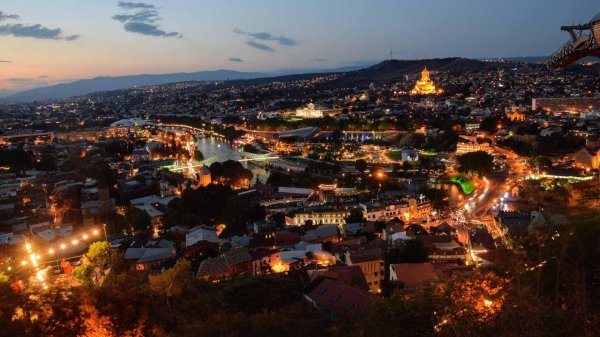 грузия ночной тбилиси