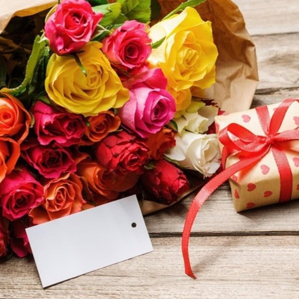 букет с днем рождения красивый