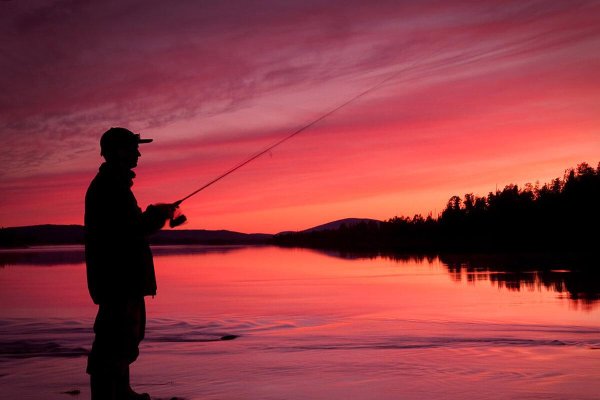 рыбак на закате