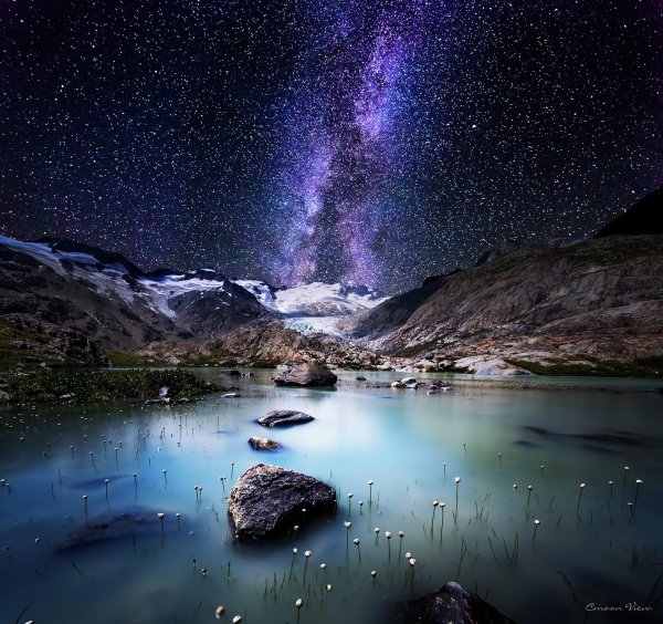 горы и звездное небо