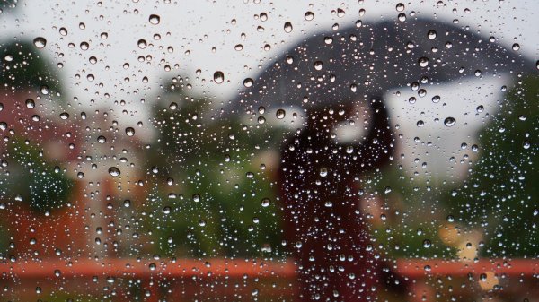 мокрое стекло