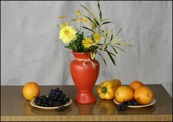 натюрморт ваза