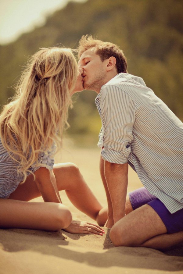 мужчина и женщина рядом