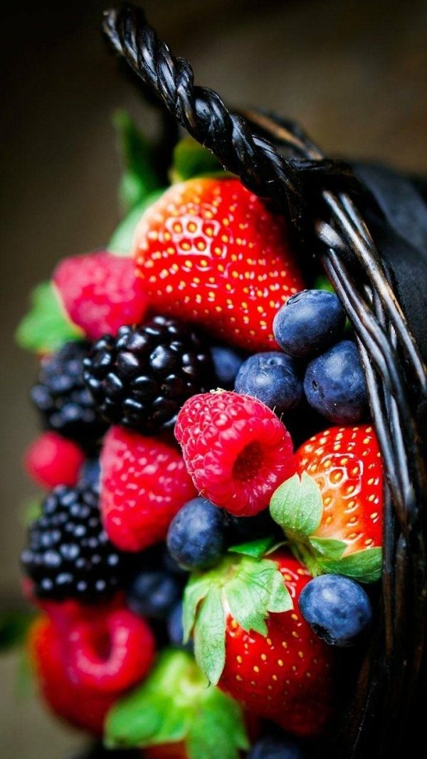 красивые ягоды