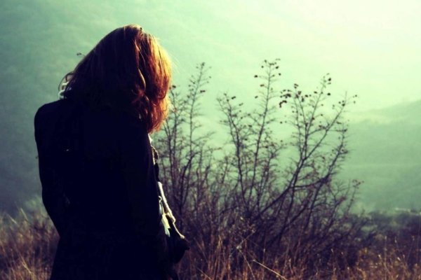 девушки со спины