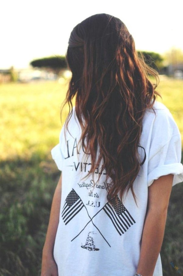 девочка с коричневыми волосами