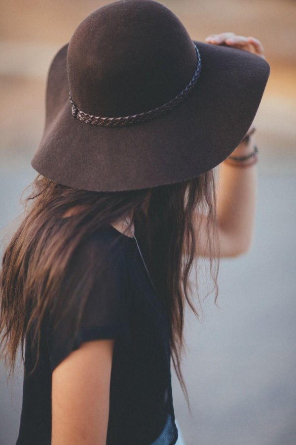 шляпа стильная