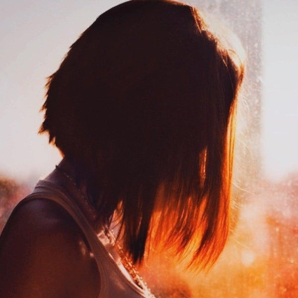 девушки с каре