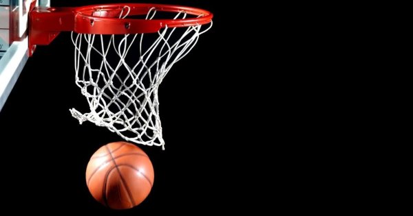 баскетбольные мячи