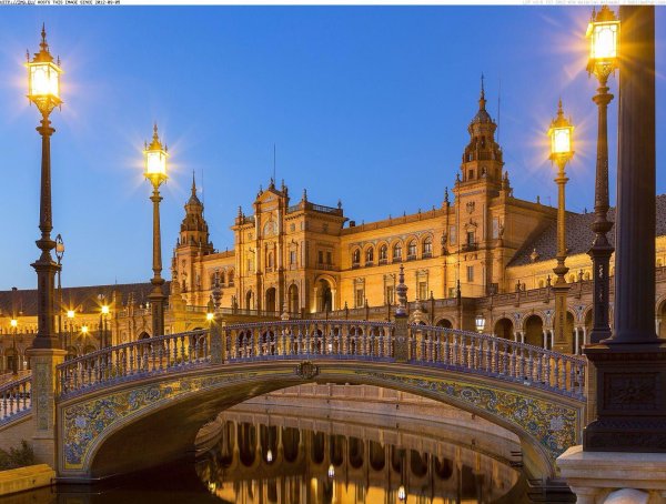 севилья площадь испании