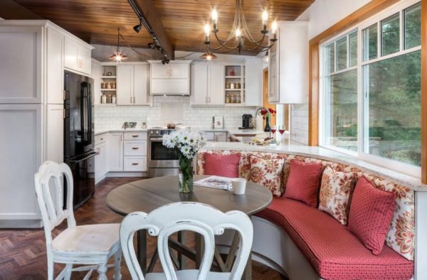 уютная кухня