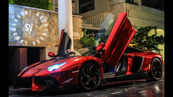 ламборджини авентадор