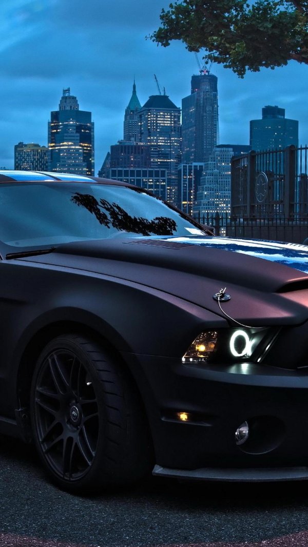 черный форд мустанг