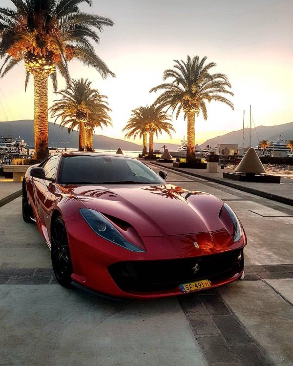 роскошные автомобили