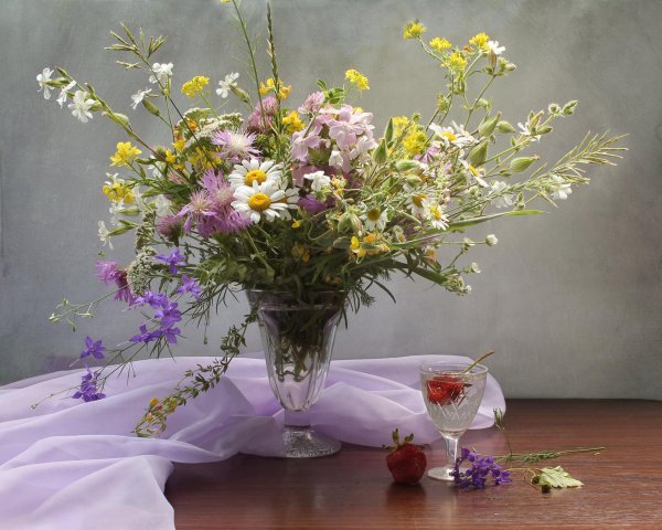 натюрморт с полевыми цветами