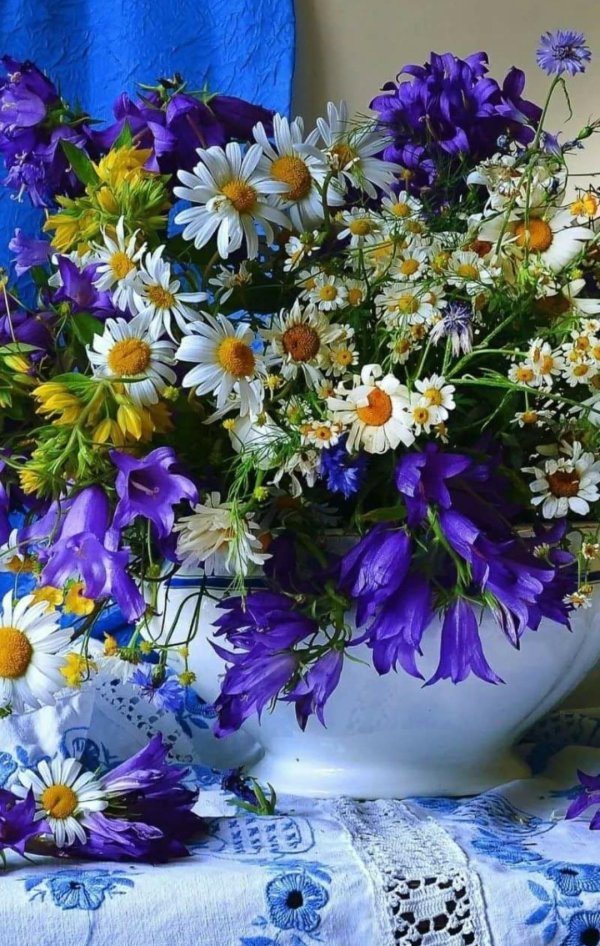 доброе утро с ромашками и васильками