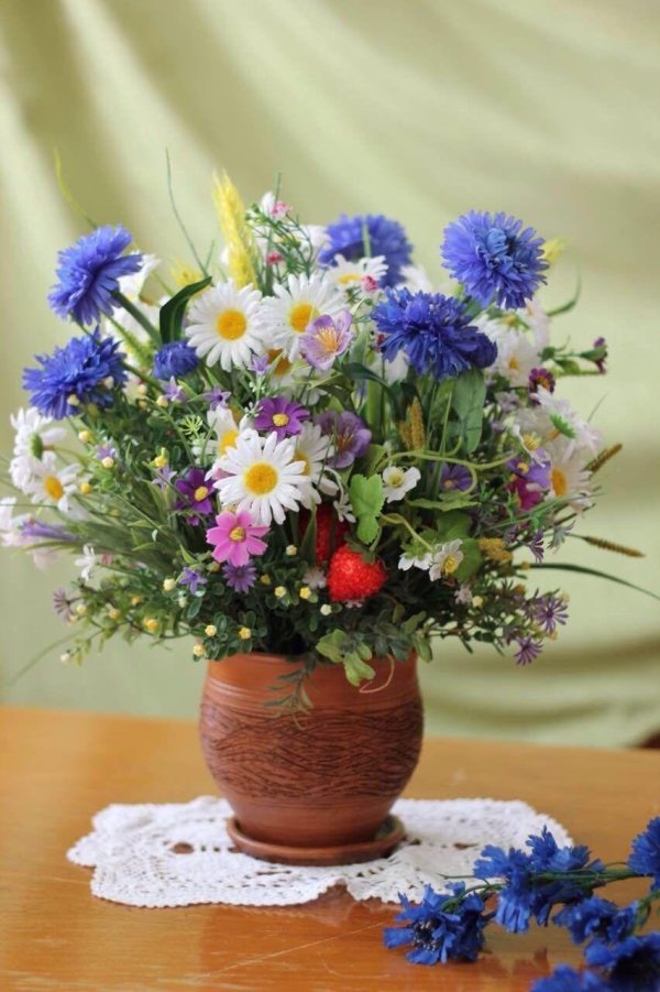 доброе утро с ромашками и васильками