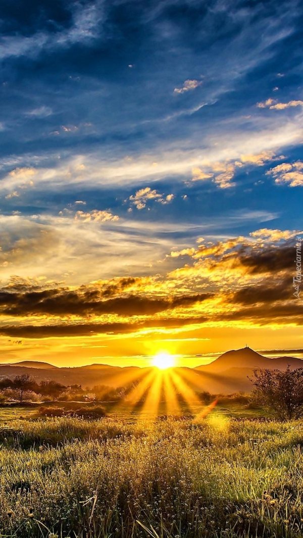 солнечное небо