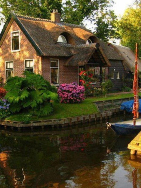giethoorn village