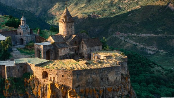 татев монастырский комплекс